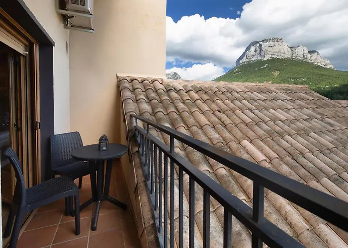 Hotel Cinca Escalona (Huesca)