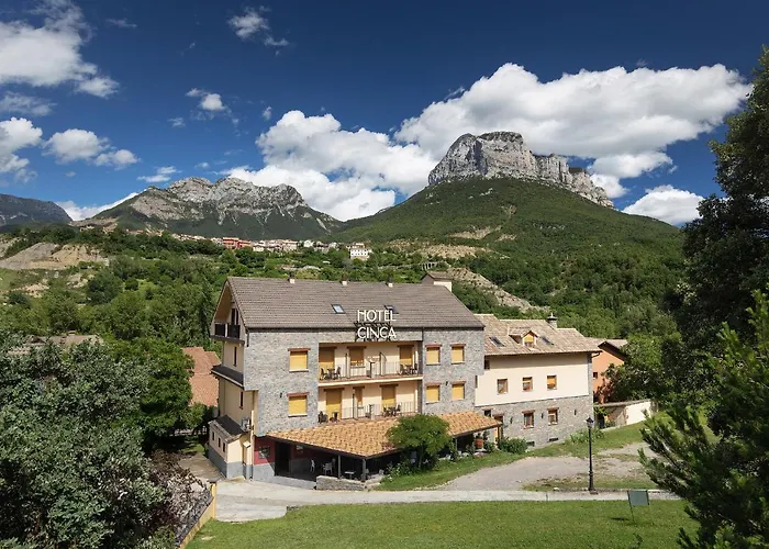 Hotel Cinca